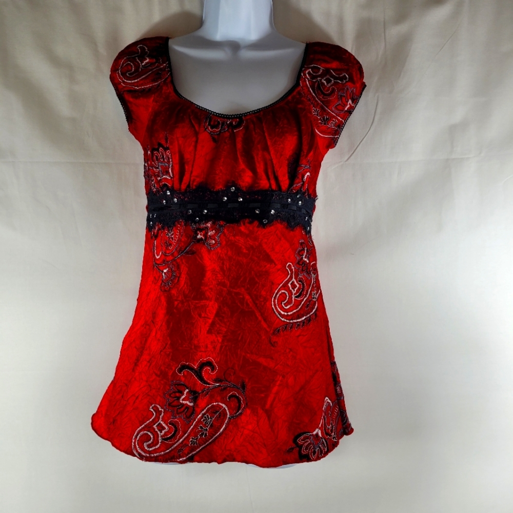 Asian theme Women's Top sz S